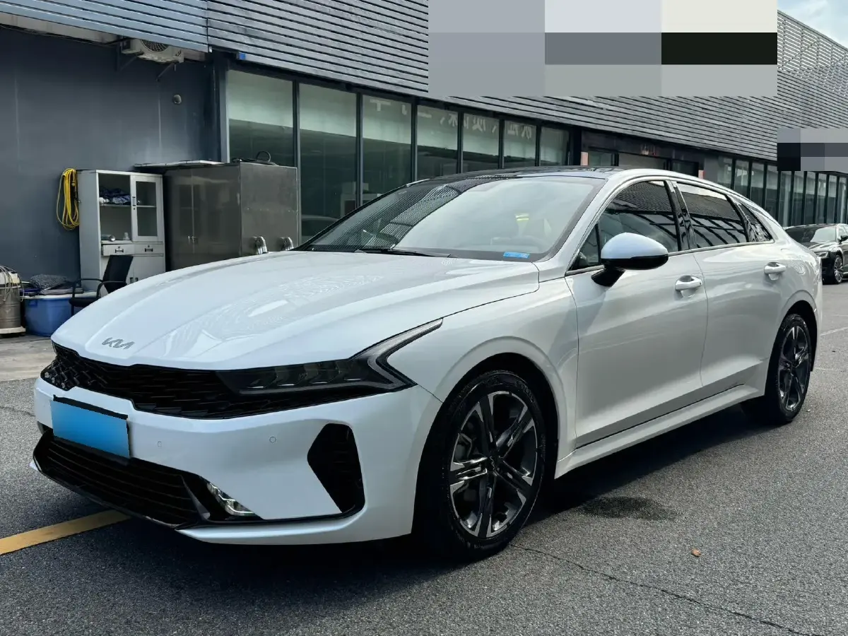 2021 Kia K5 1.5T 170HP L4 7DCT