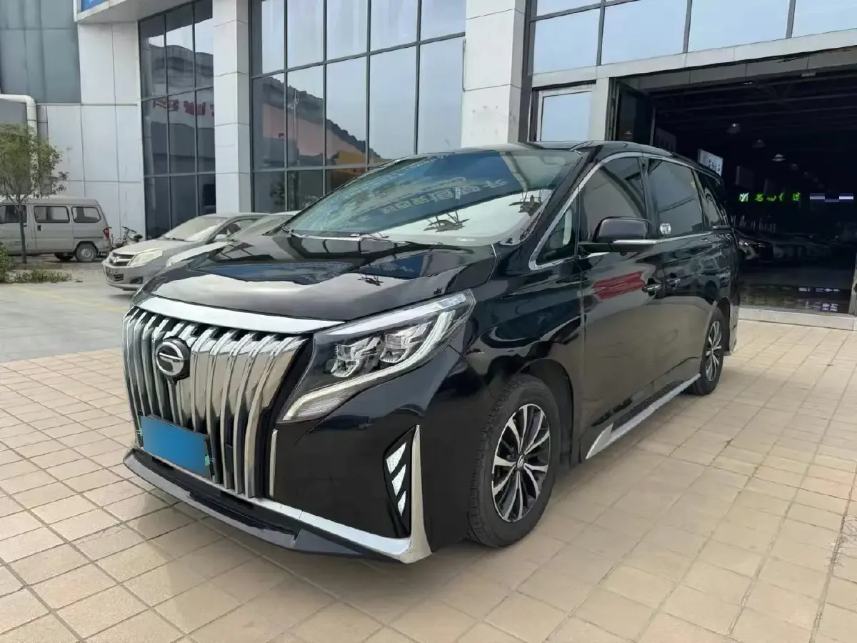 2021 GAC Trumpchi M8 2.0T 252HP L4 8AT