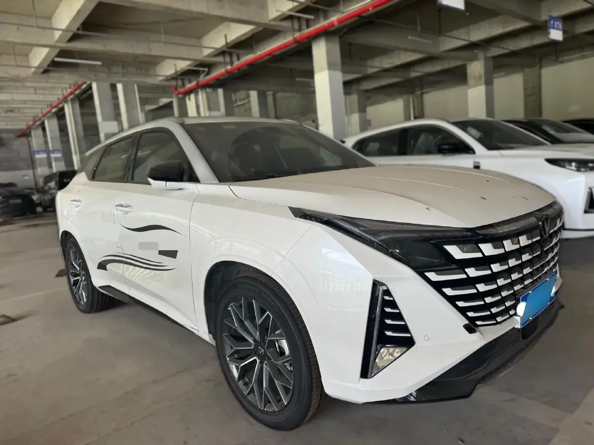 2025 ChangAn UNI-Z 1.5T 188HP L4 7DCT