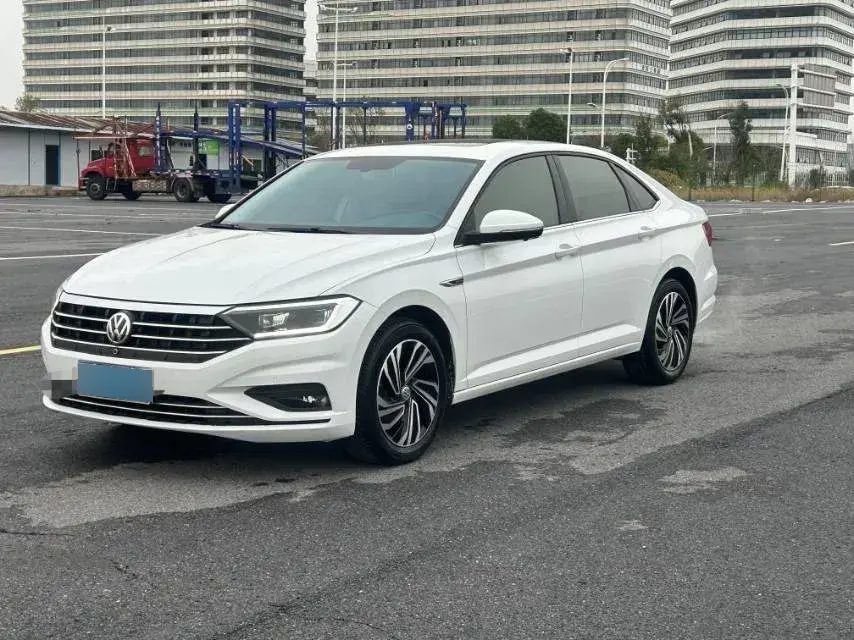 2019 Volkswagen Sagitar 1.4T 150HP L4 7DCT