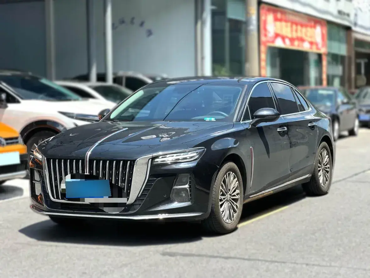 2024 HongQi H5 2.0T 224HP L4 8AT