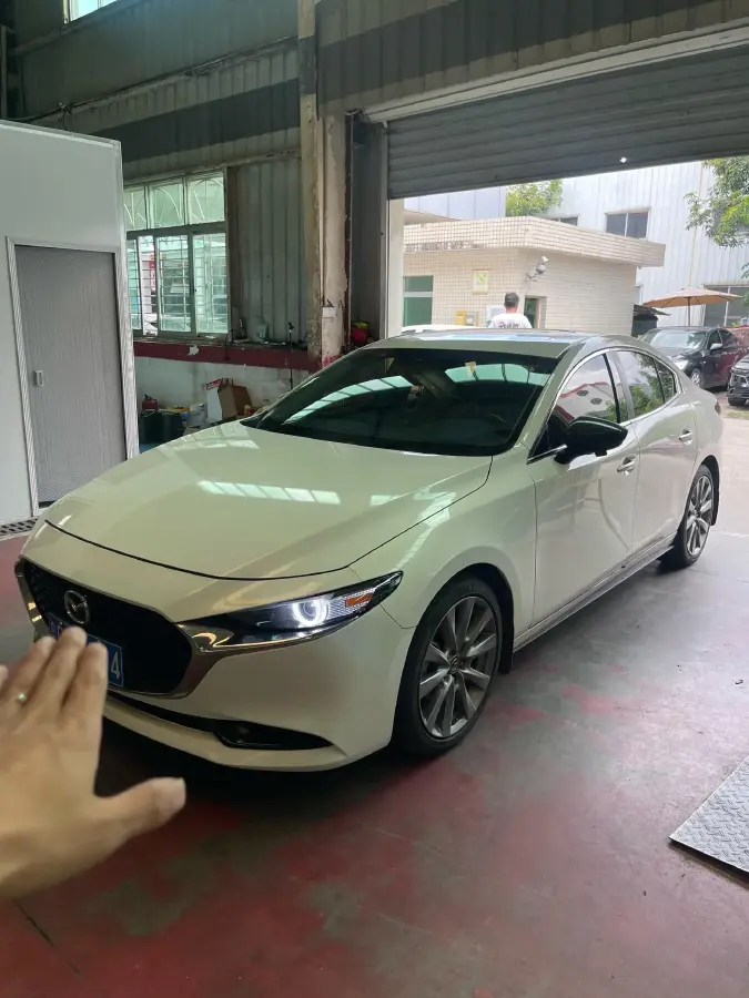 2020 Mazda 3 Axela 2.0L 158HP L4 6AT