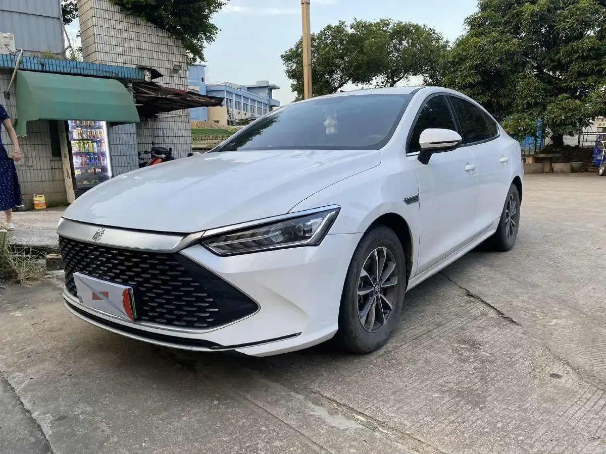 2023 BYD Qin Plus 1.5L 110HP L4 E-CVT PHEV 8.32KWH