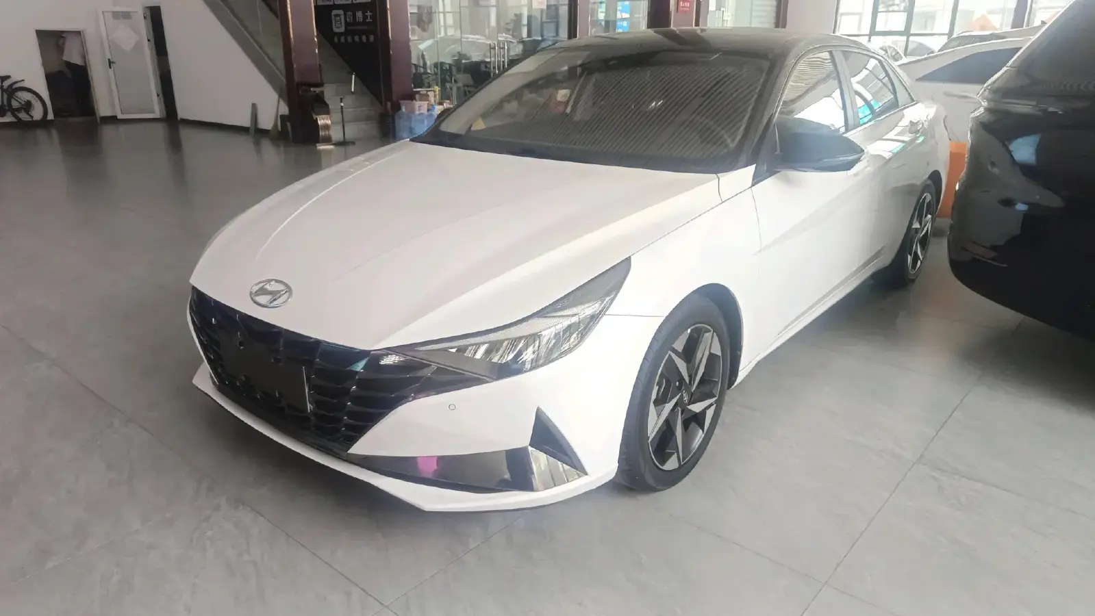 2021 Hyundai Elantra 1.5L 115HP L4 CVT