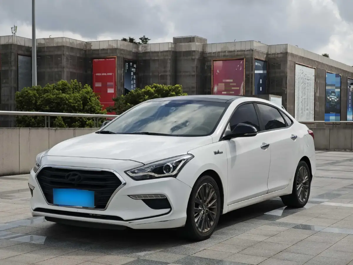 2017 Hyundai Mistra 1.6T 175HP L4 7DCT