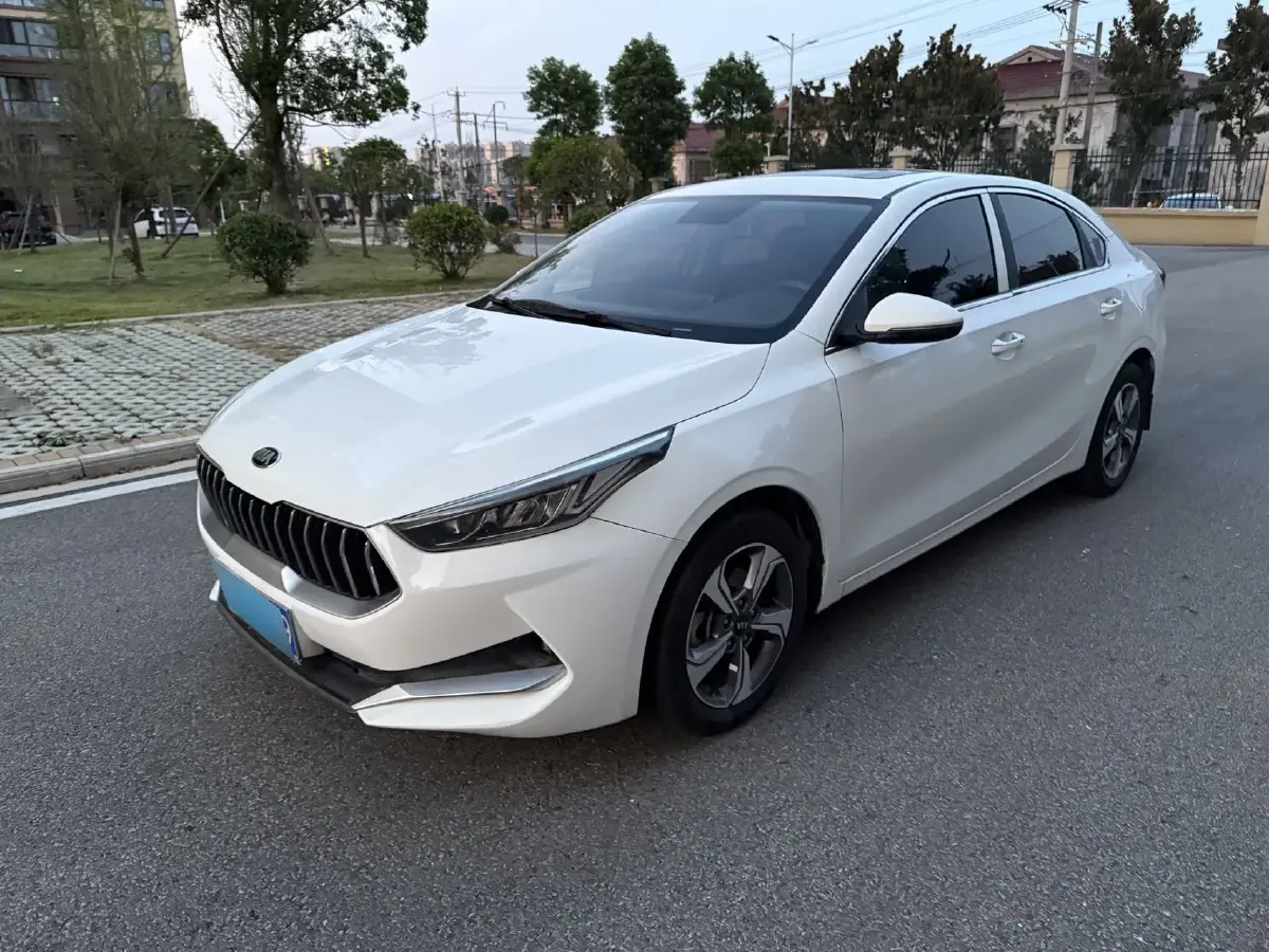 2019 Kia K3 1.5L 115HP L4 CVT