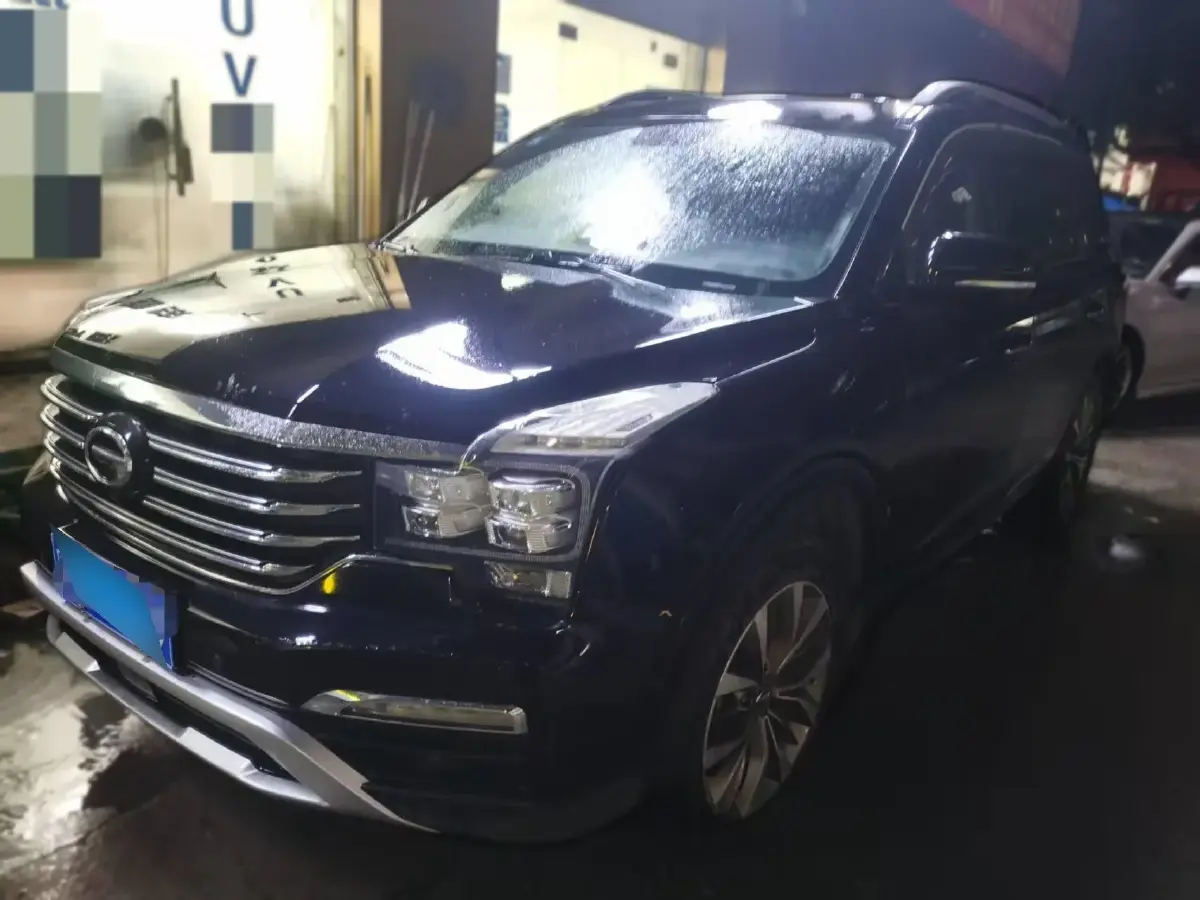 2017 GAC Trumpchi GS8 2.0T 201HP L4 6AT
