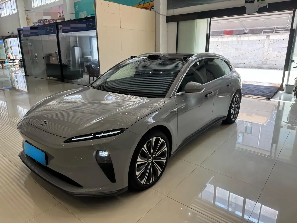 2024 NIO ET5T BEV 75KWH