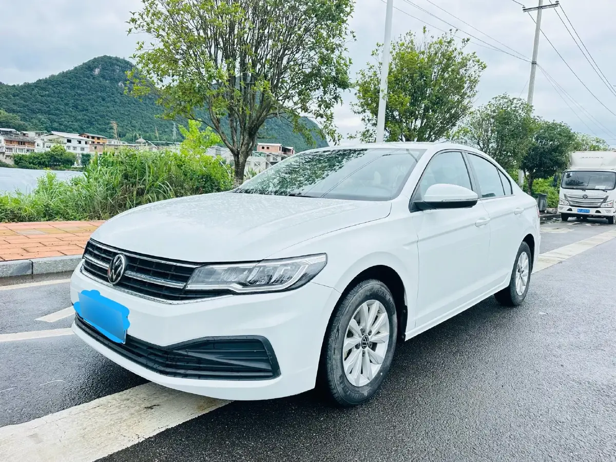 2021 Volkswagen Bora 1.5L 113HP L4 6AT
