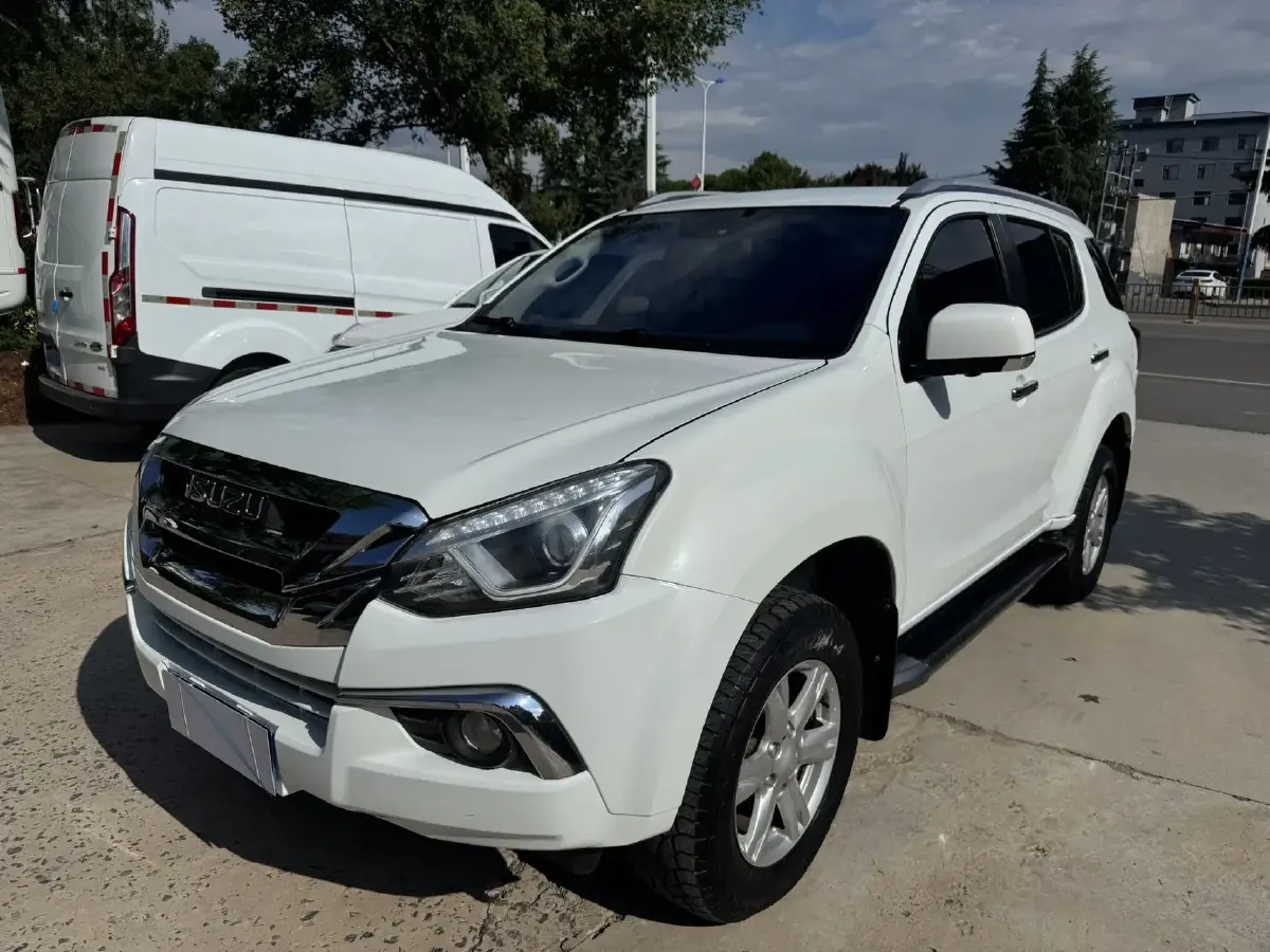 2018 Isuzu Mu-X 3.0T 177HP L4 6AT