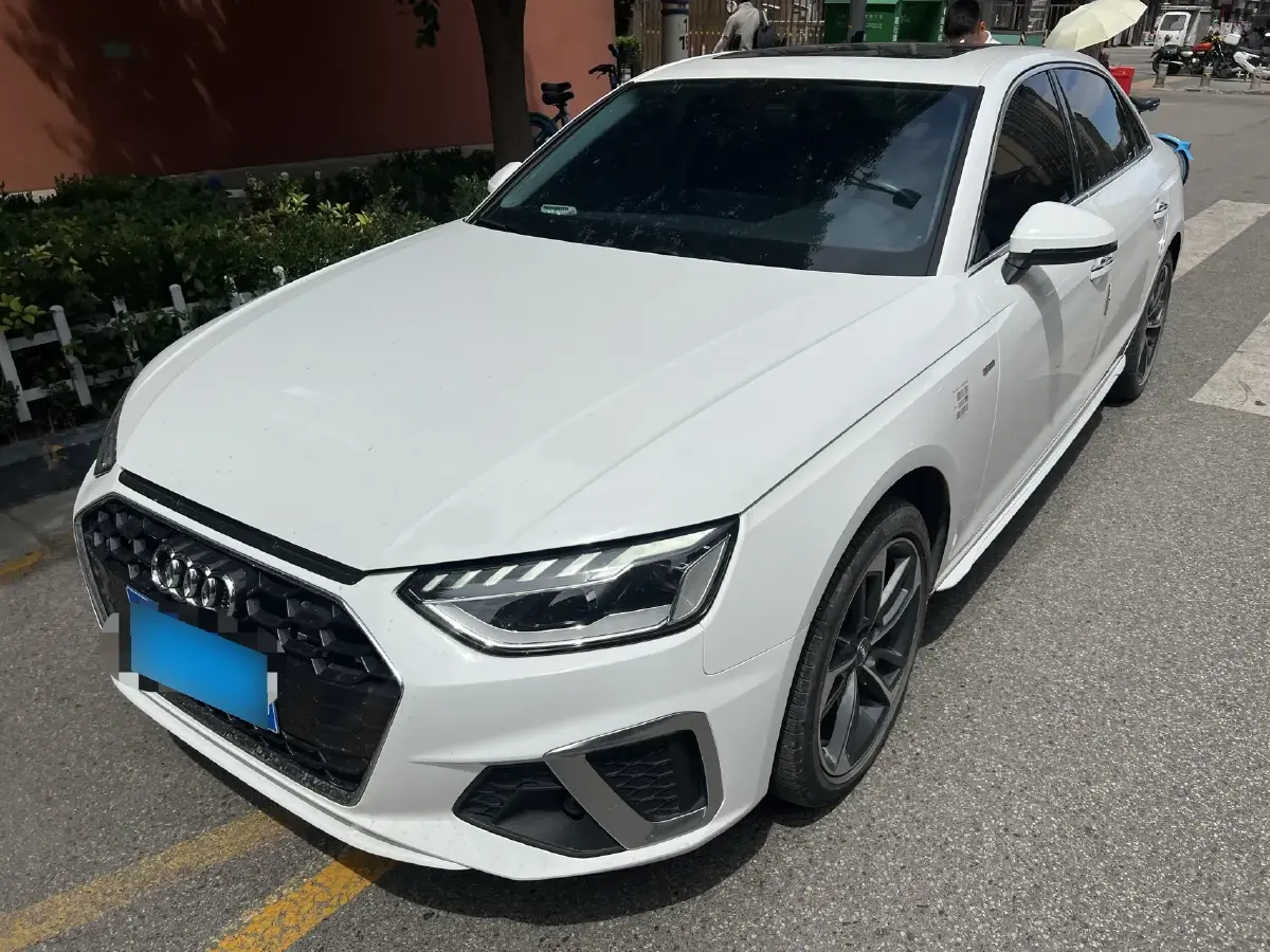 2020 Audi A4L 2.0T 150HP L4 7DCT