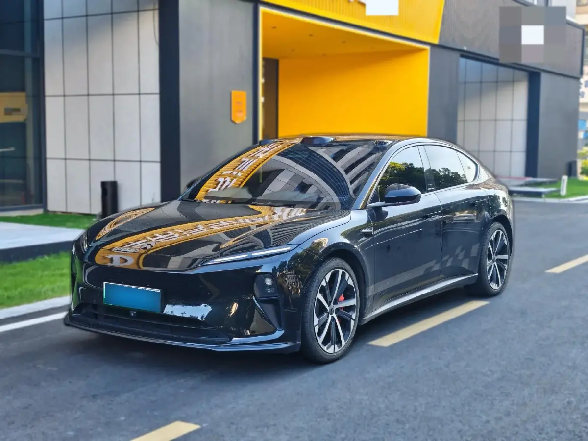 2022 NIO ET5 BEV 75KWH