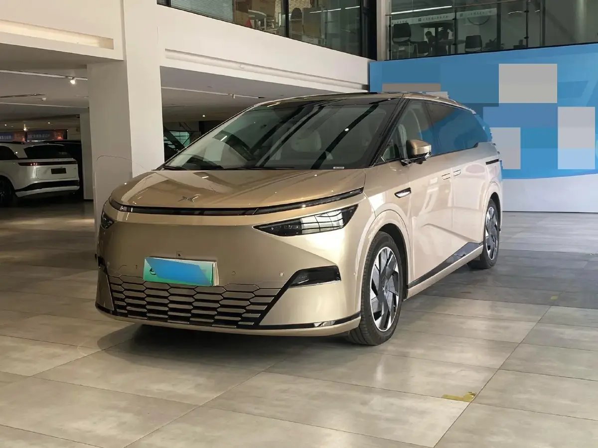 2024 Xpeng X9 BEV 101.5KWH