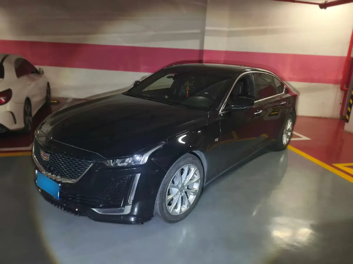 2021 Cadillac CT5 2.0T 237HP L4 10AT