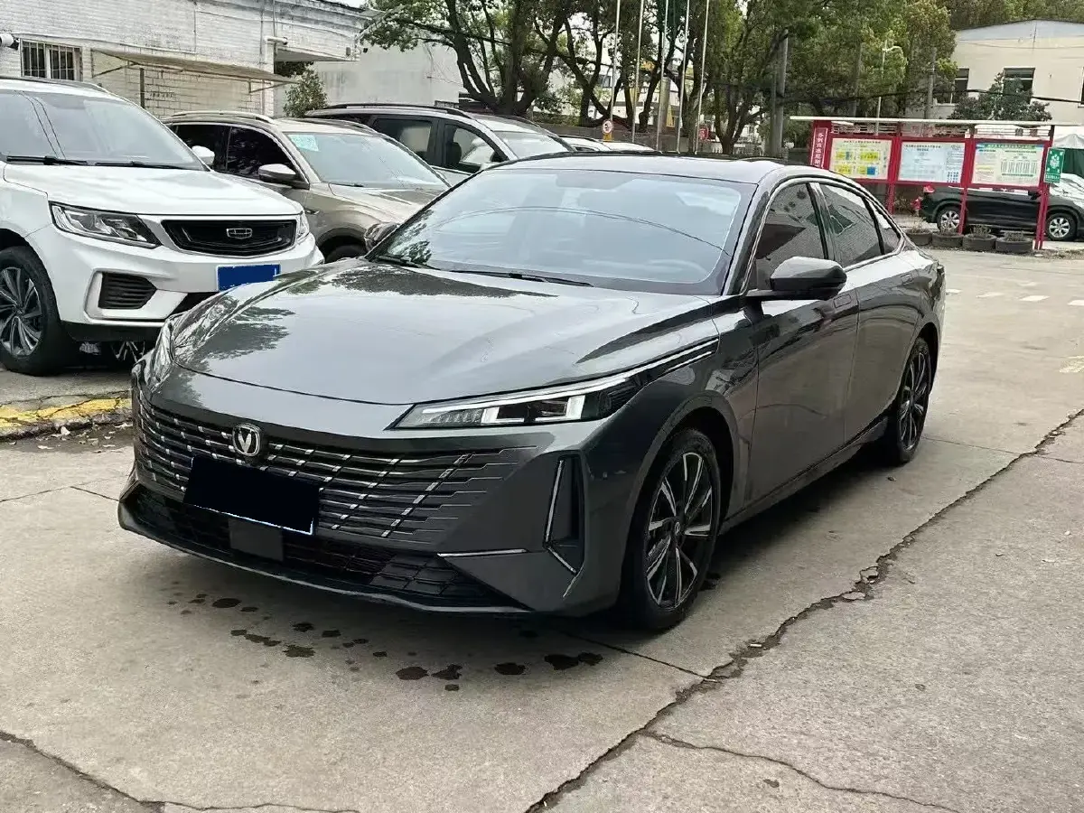 2024 ChangAn Eado 1.5T 170HP L4 7DCT