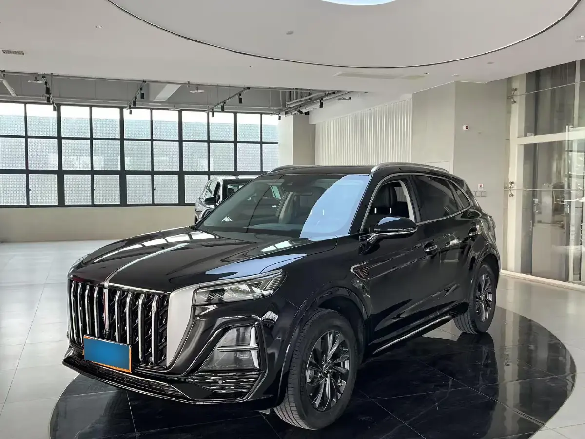 2023 HongQi HS5 2.0T 252HP L4 8AT