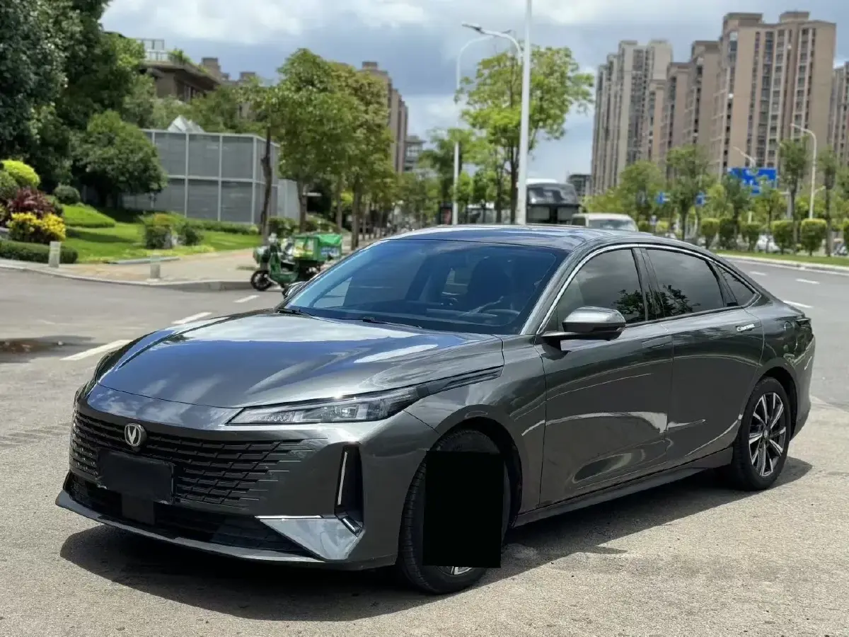 2023 ChangAn Lamore 1.5T 170HP L4 7DCT