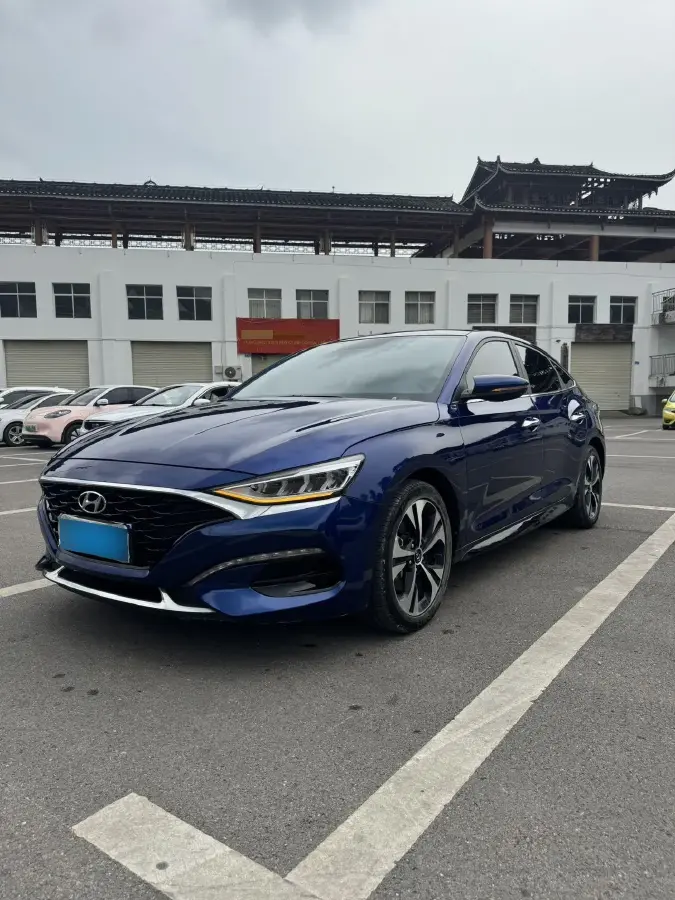 2021 Hyundai La Festa 1.6T 204HP L4 7DCT