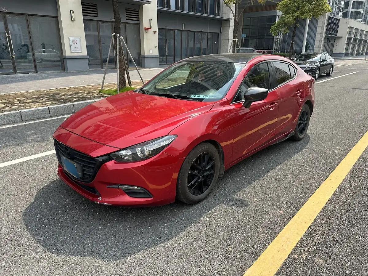 2017 Mazda 3 Axela 1.5L 117HP L4 6AT