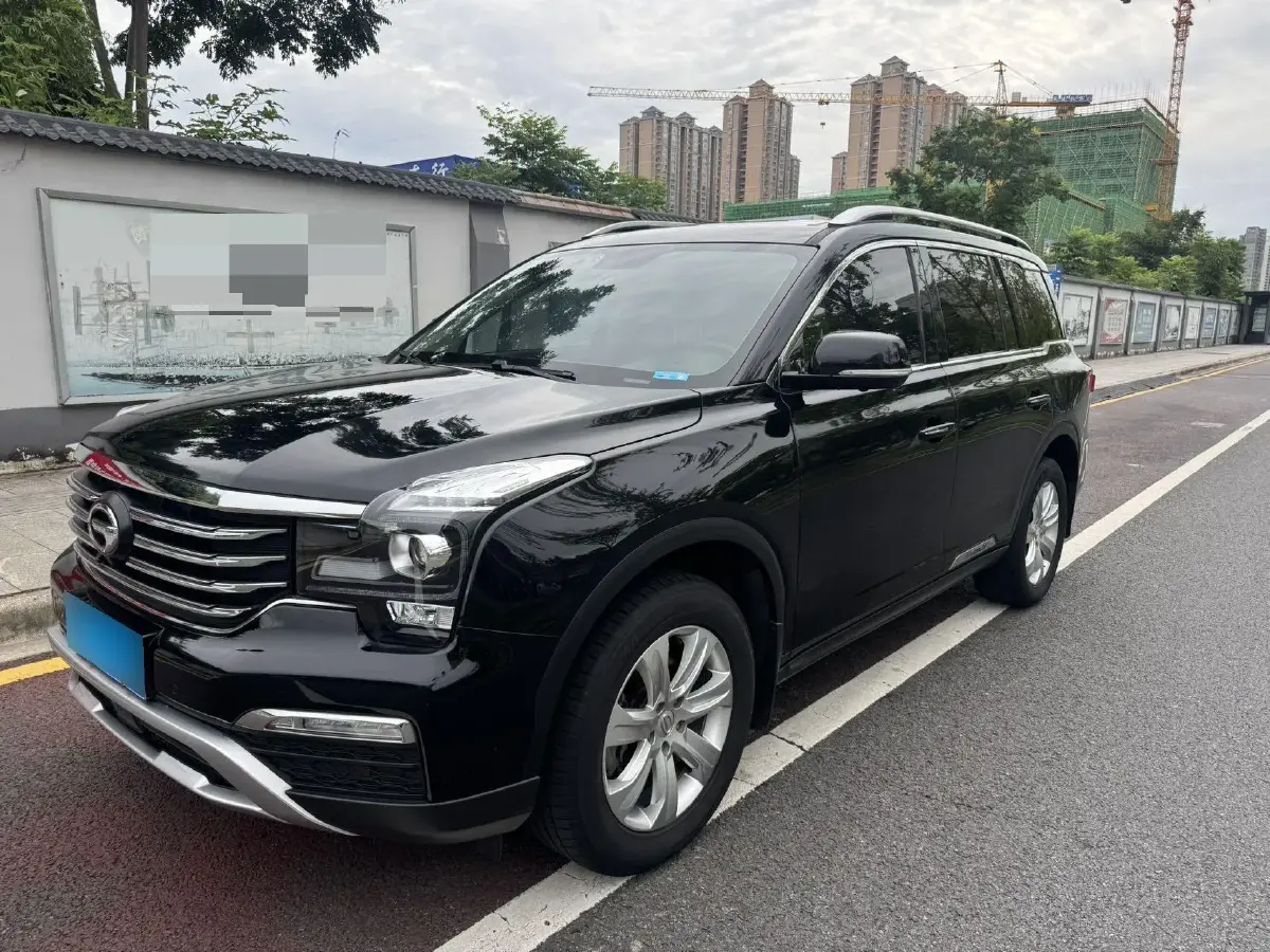 2017 GAC Trumpchi GS8 2.0T 201HP L4 6AT