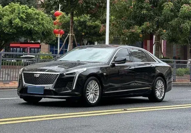 2020 Cadillac CT6 2.0T 241HP L4 10AT