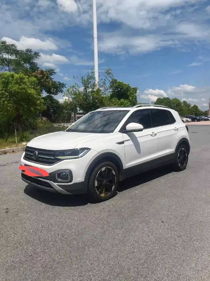 2021 Volkswagen Tacqua 1.2T 116HP L4 7DCT