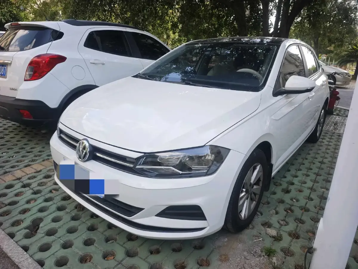 2021 Volkswagen Polo 1.5L 113HP L4 6AT