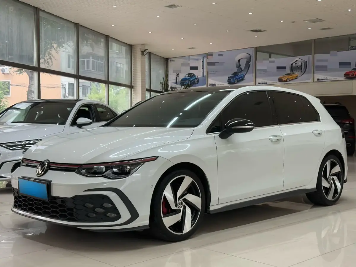 2021 Volkswagen GolfGTI 2.0T 220HP L4 7DCT