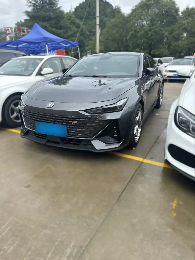 2022 ChangAn UNI-V 1.5T 188HP L4 7DCT