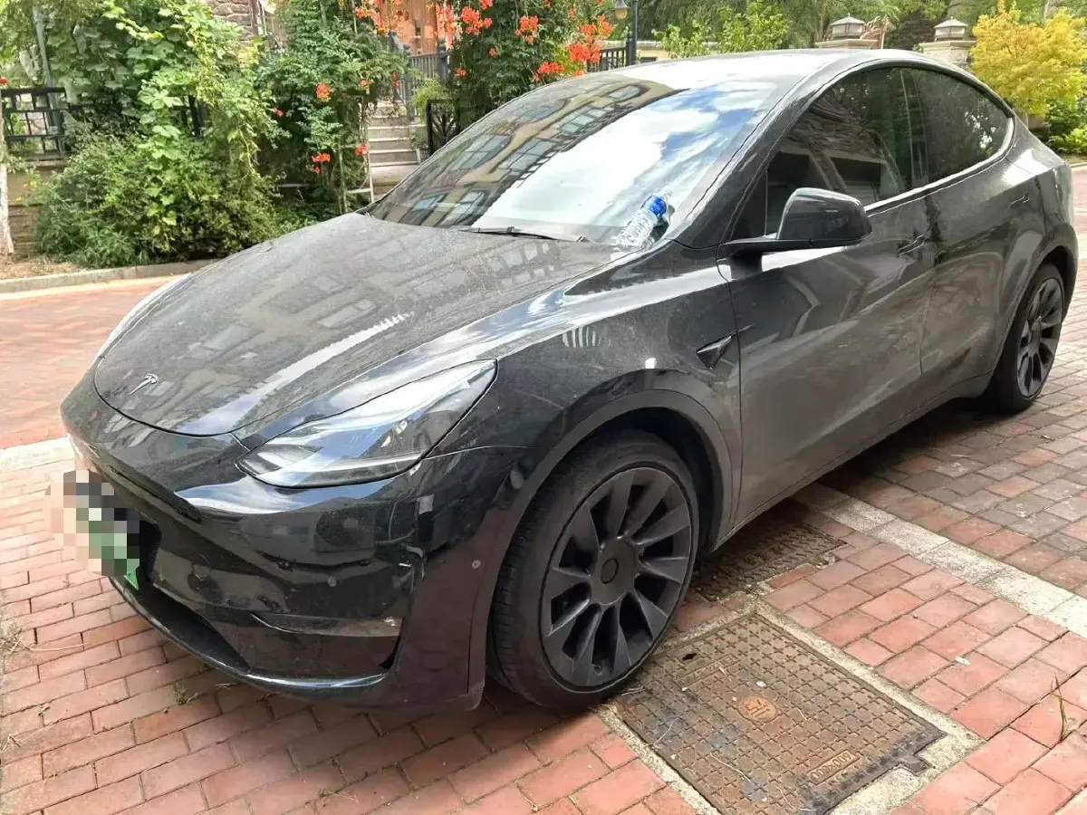 2021 Tesla Model Y BEV 60KWH