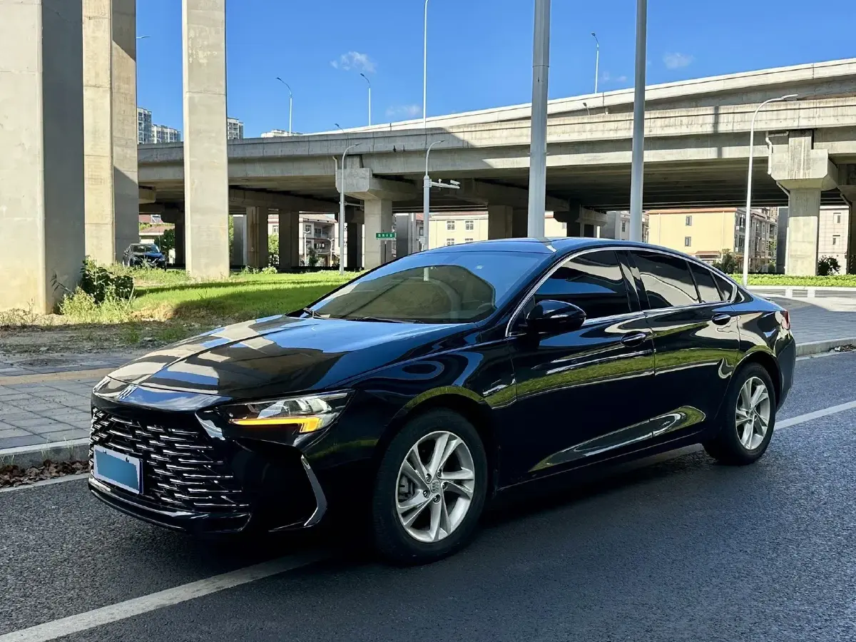 2023 Buick Regal 1.5T 169HP L4 9AT