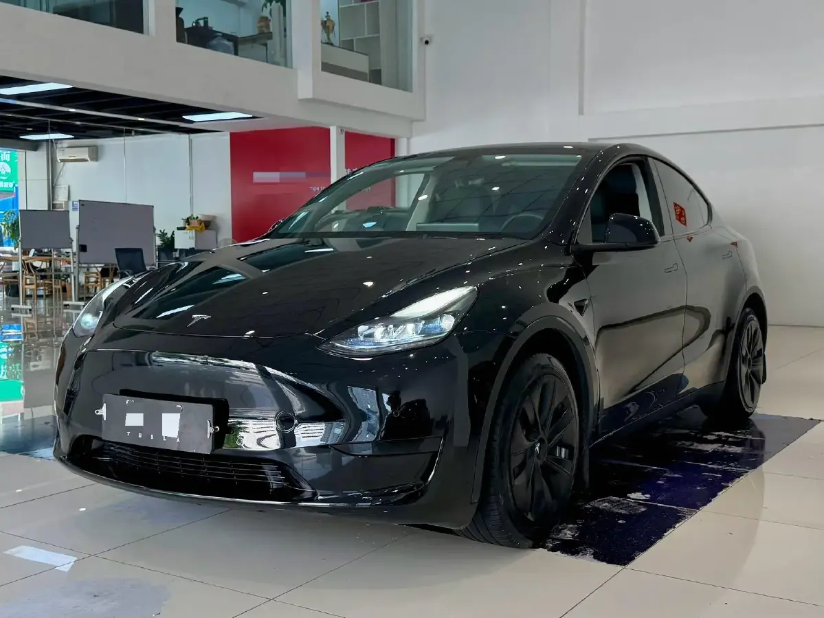 2022 Tesla Model Y BEV 60KWH