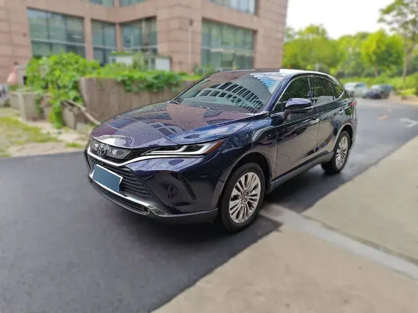 2024 Toyota Harrier 2.0L 171HP L4 CVT