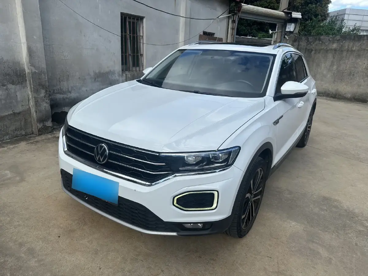 2021 Volkswagen T-Roc 1.4T 150HP L4 7DCT