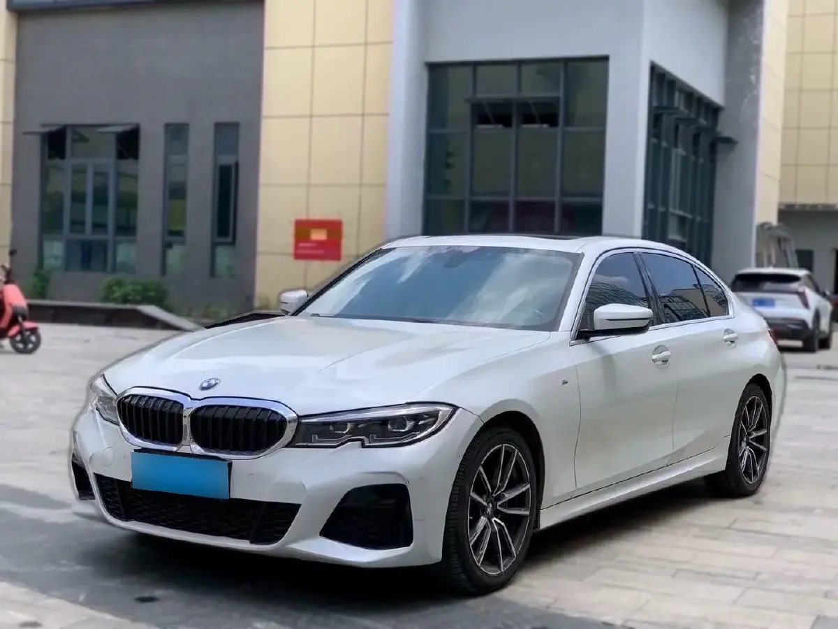 2021 BMW 3 Series 2.0T 156HP L4 8AT