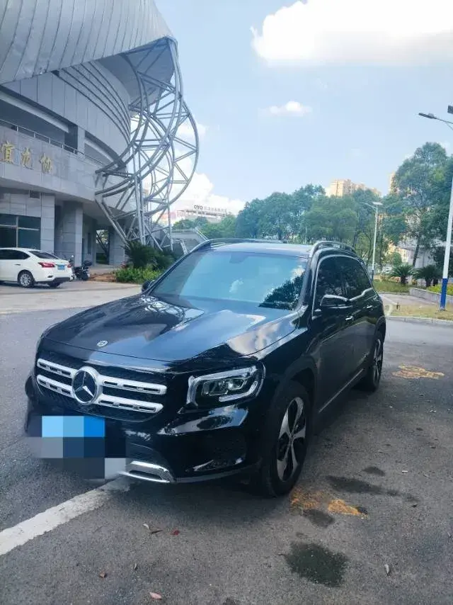 2023 Mercedes-Benz GLB Class 2.0T 190HP L4 8DCT