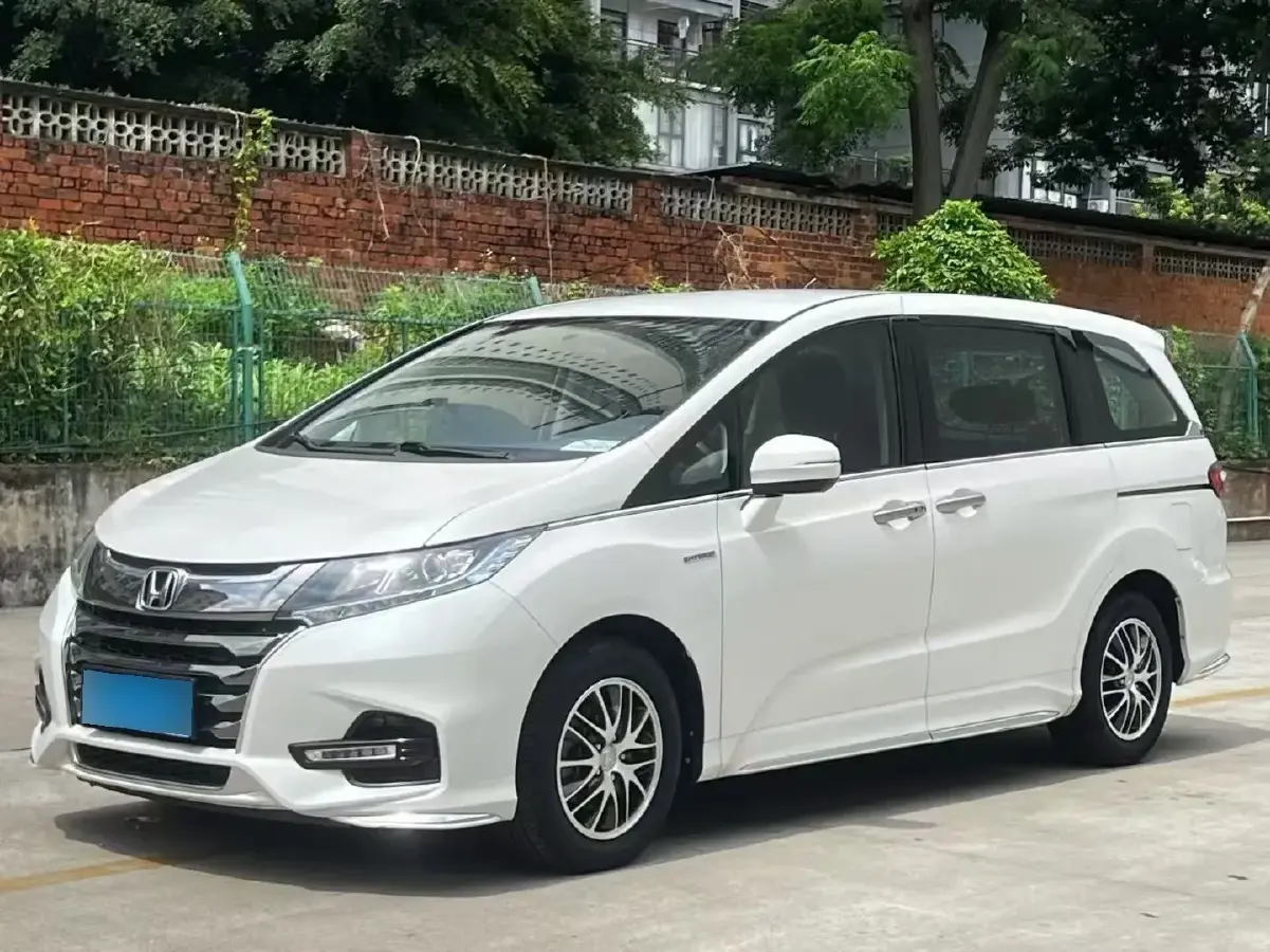 2021 Honda Odyssey 2.0L 146HP L4 E-CVT Hybrid