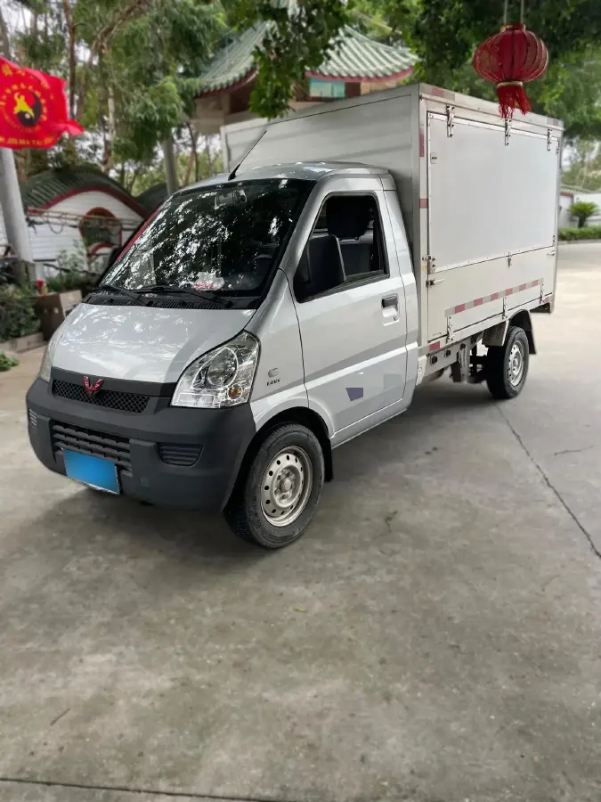 2020 WuLing RongGuang Mini Truck 1.5L 99HP L4 5MT