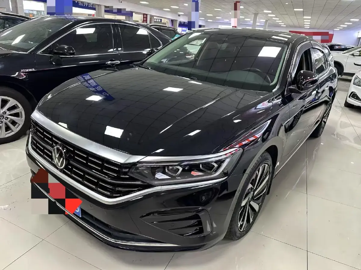 2022 Volkswagen Passat 2.0T 186HP L4 7DCT