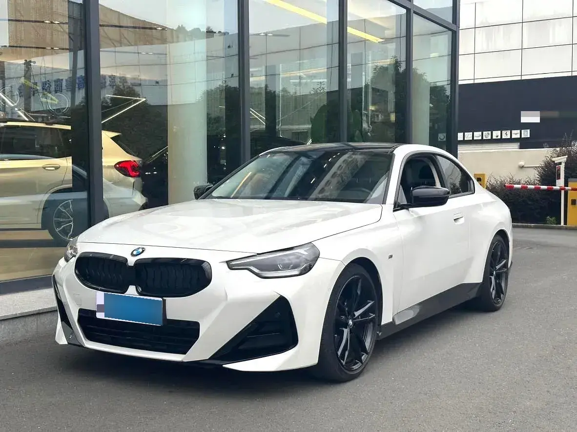 2022 BMW 2 Series 2.0T 184HP L4 8AT