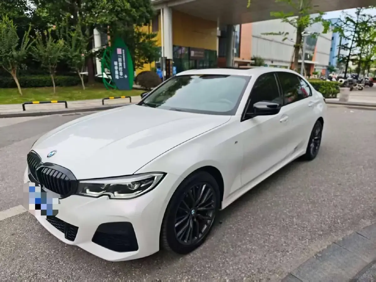 2022 BMW 3 Series 2.0T 184HP L4 8AT