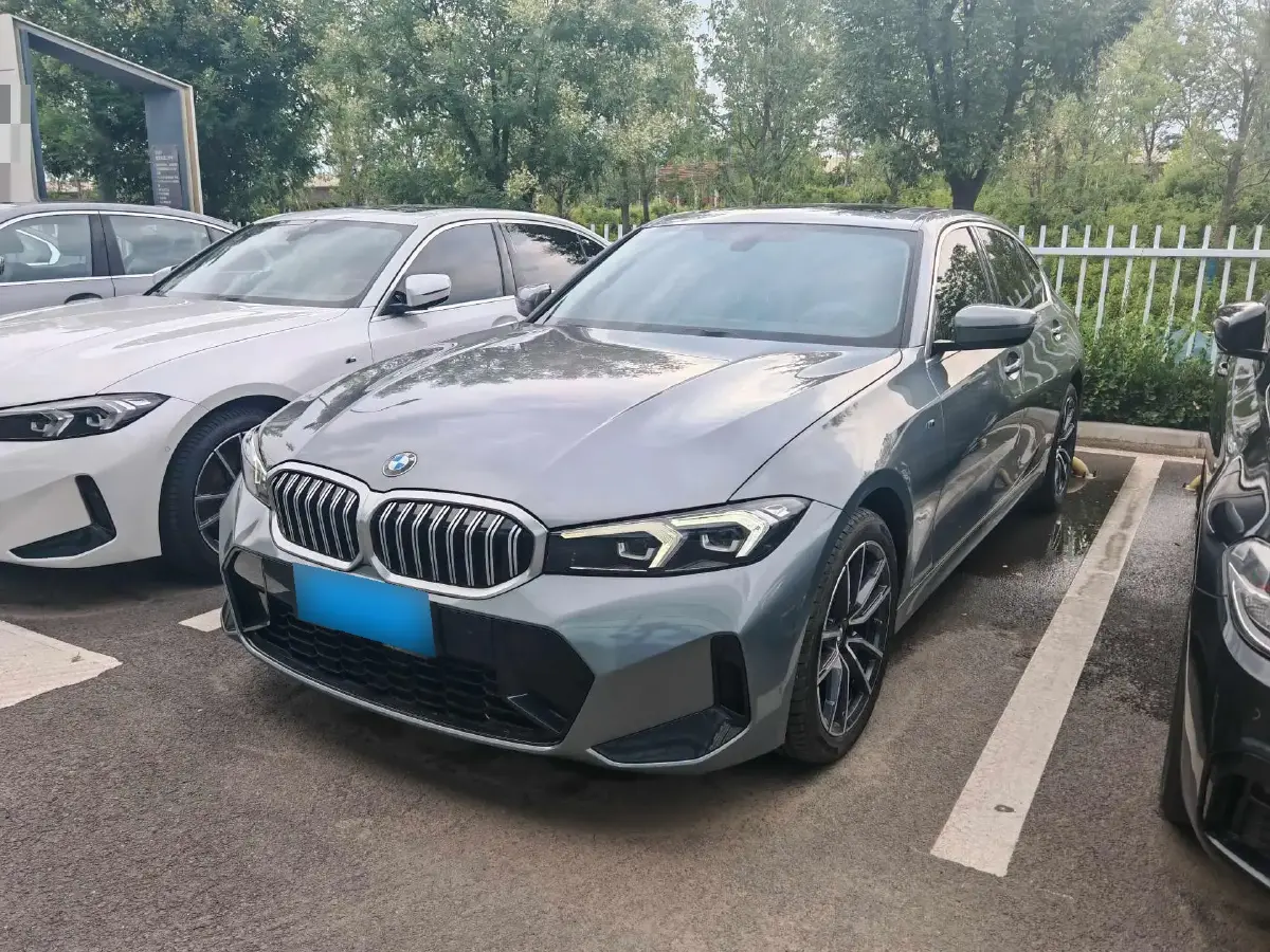 2024 BMW 3 Series 2.0T 156HP L4 8AT