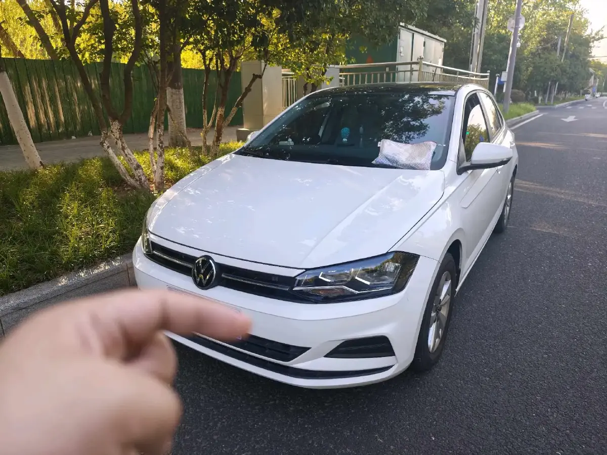2021 Volkswagen Polo 1.5L 113HP L4 6AT