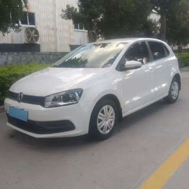 2016 Volkswagen Polo 1.4L 90HP L4 6AT