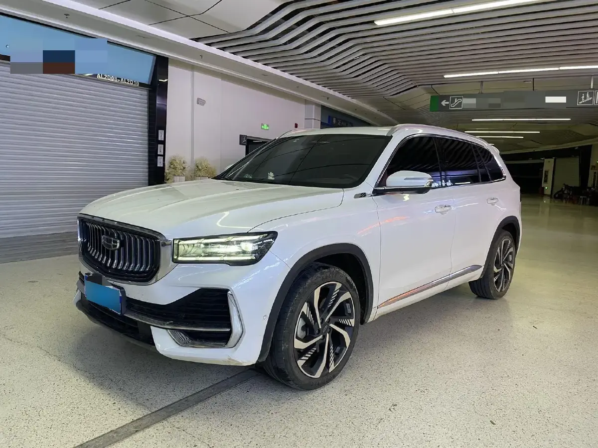 2021 Geely Monjaro 2.0T 238HP L4 8AT