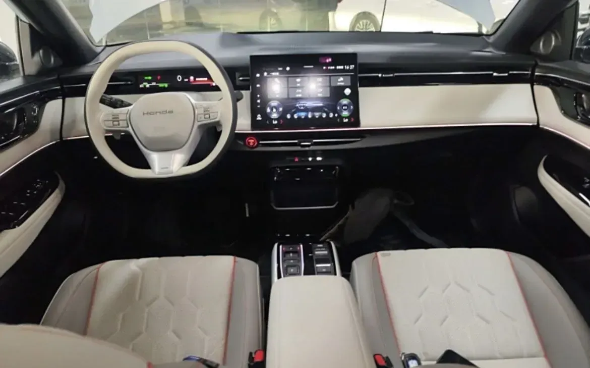 2024 Honda e:NS2 BEV 68.8KWH,autocango,china used car exporter,china ev exporter,chinese used car exporter,chinese used ev exporter