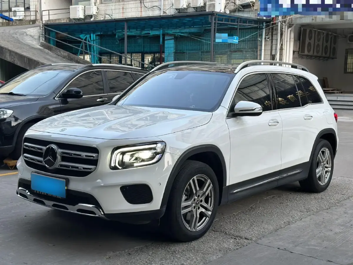 2023 Mercedes-Benz GLB Class 2.0T 190HP L4 8DCT