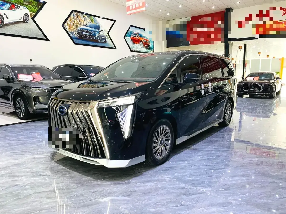 2023 GAC Trumpchi M8 2.0T 190HP L4 E-CVT Hybrid