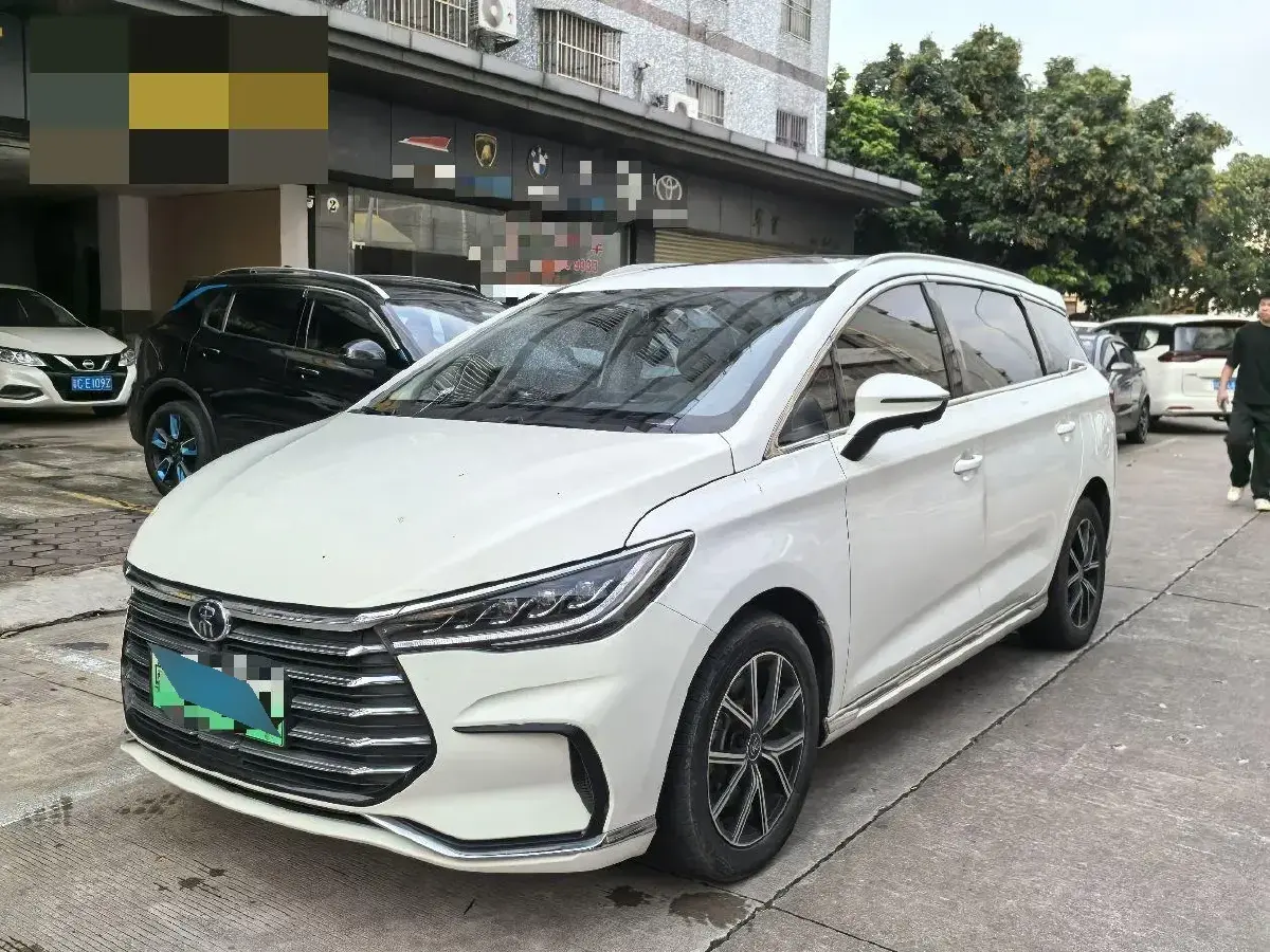 2022 BYD Song MAX 1.5L 110HP L4 E-CVT PHEV 18.3KWH