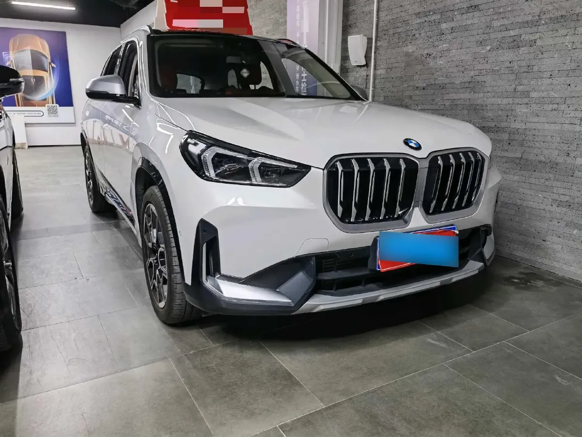 2023 BMW X1 2.0T 204HP L4 7DCT,autocango,china used car exporter,china ev exporter,chinese used car exporter,chinese used ev exporter